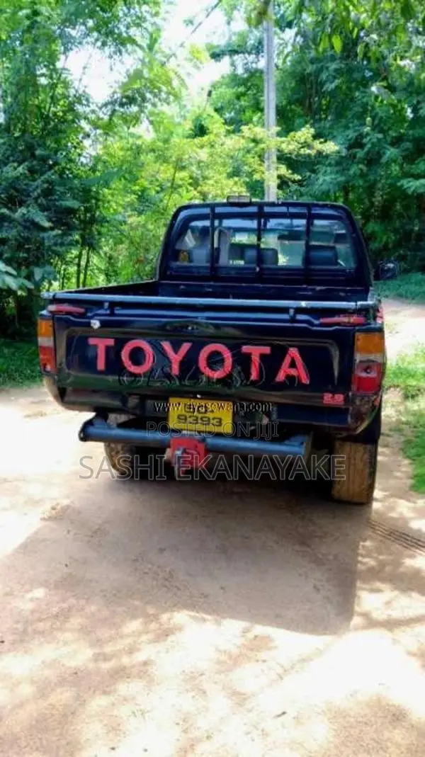 Toyota Hilux LN106 1989 Pickup (Used)