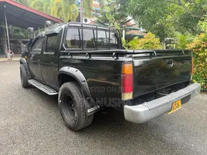 Nissan D21 1994 Pickup (Used)