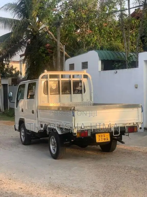 Isuzu Crewcab 2007 Crew Cab (Used)