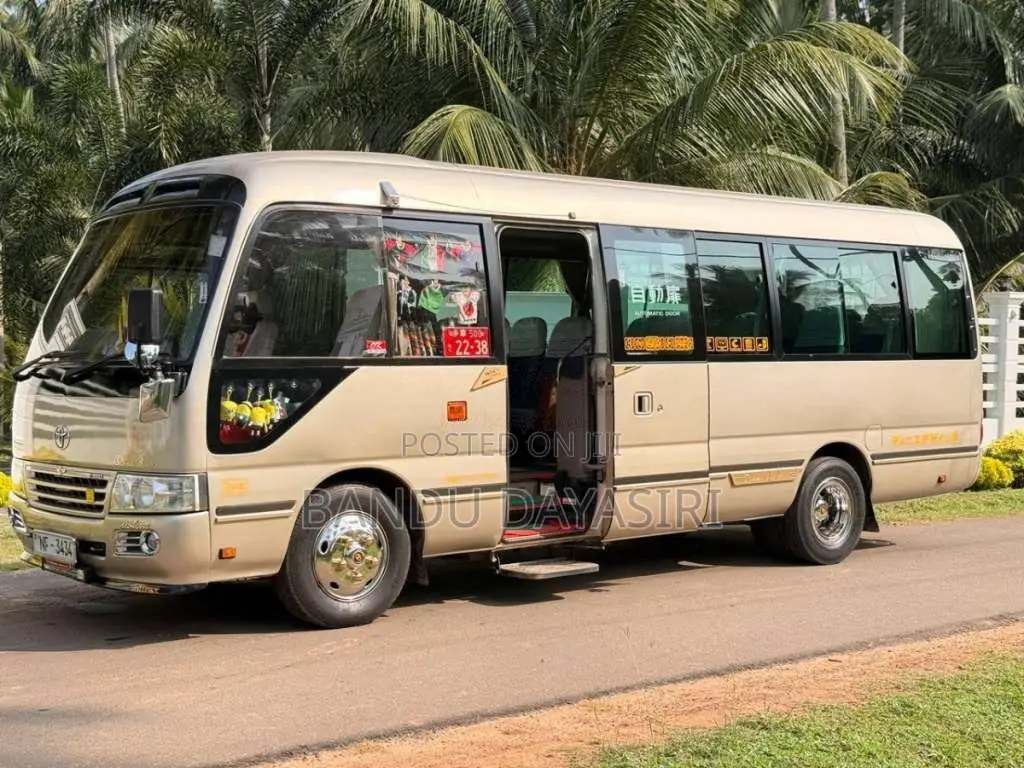 Toyota Coaster 2011 Bus (Used)