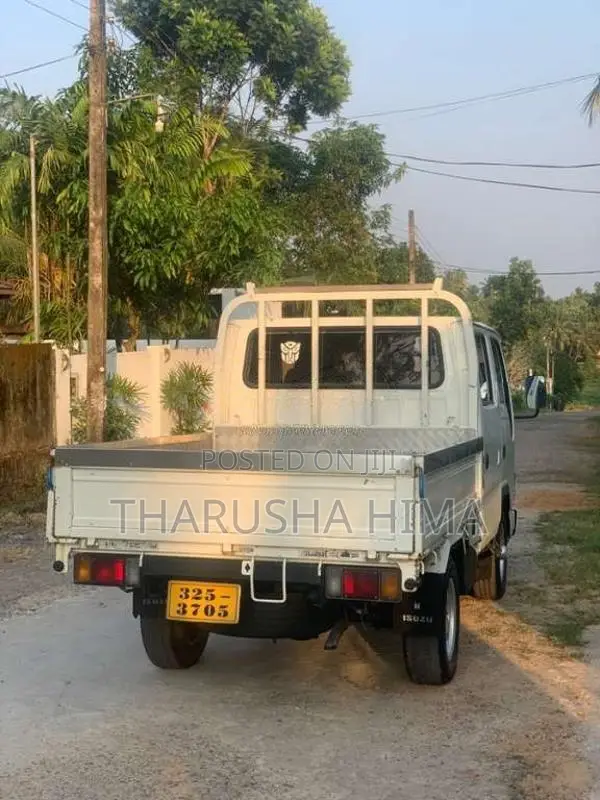 Isuzu Crewcab 2007 Crew Cab (Used)