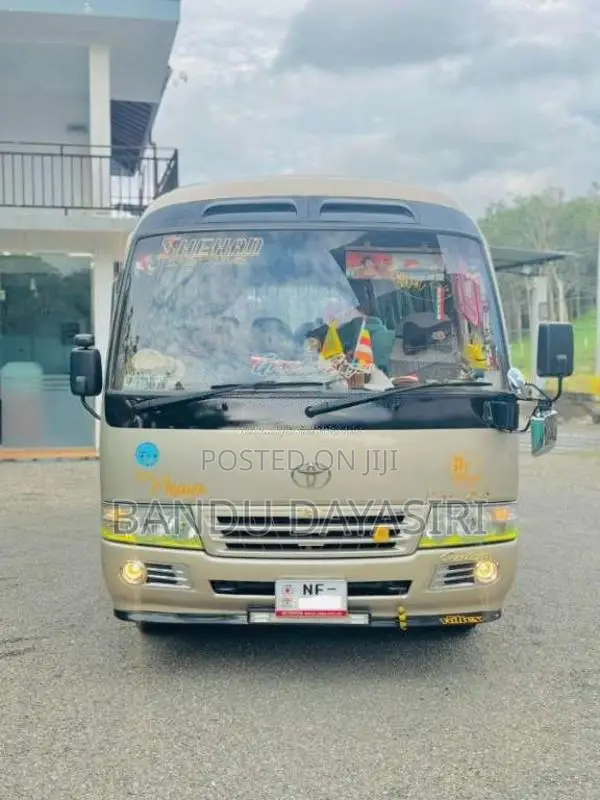 Toyota Coaster 2011 Bus (Used)