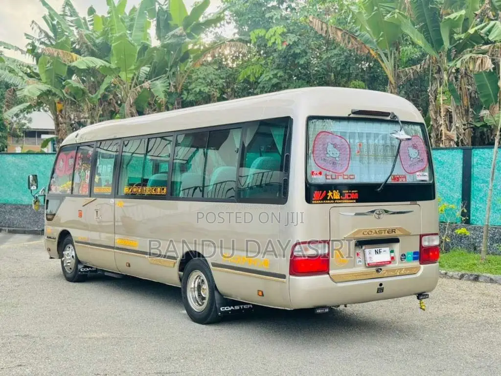 Toyota Coaster 2011 Bus (Used)