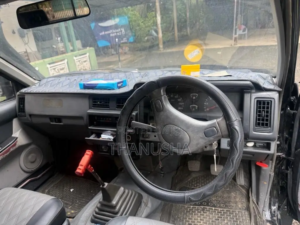 Nissan D21 1994 Pickup (Used)