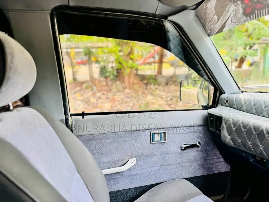 Mitsubishi L200 1992 Pickup (Used)