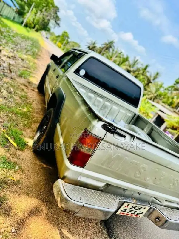 Mitsubishi L200 1992 Pickup (Used)