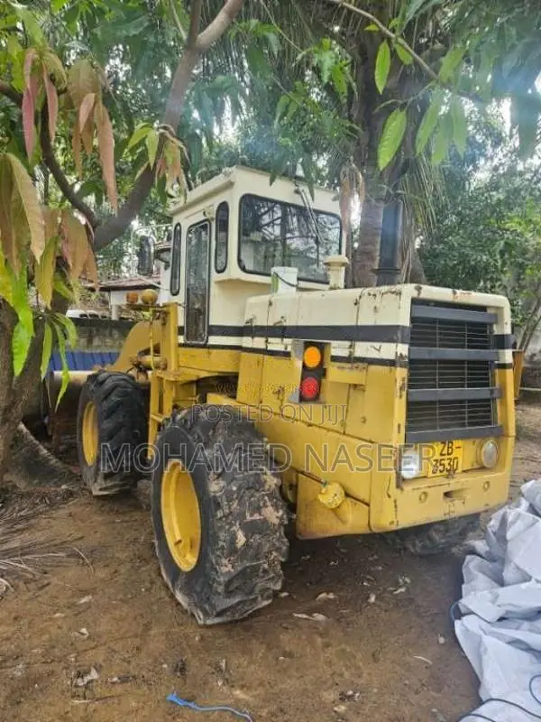 Komatsu 510 Wheel Loader 2016 Heavy-Duty (Used)