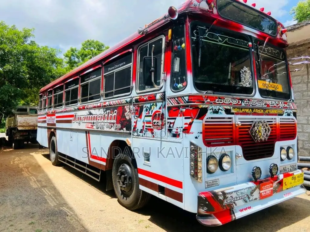 Ashok-Leyland Viking 2007 Bus (Used)