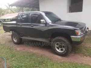 Toyota Hilux 106 1996 Pickup (Used)