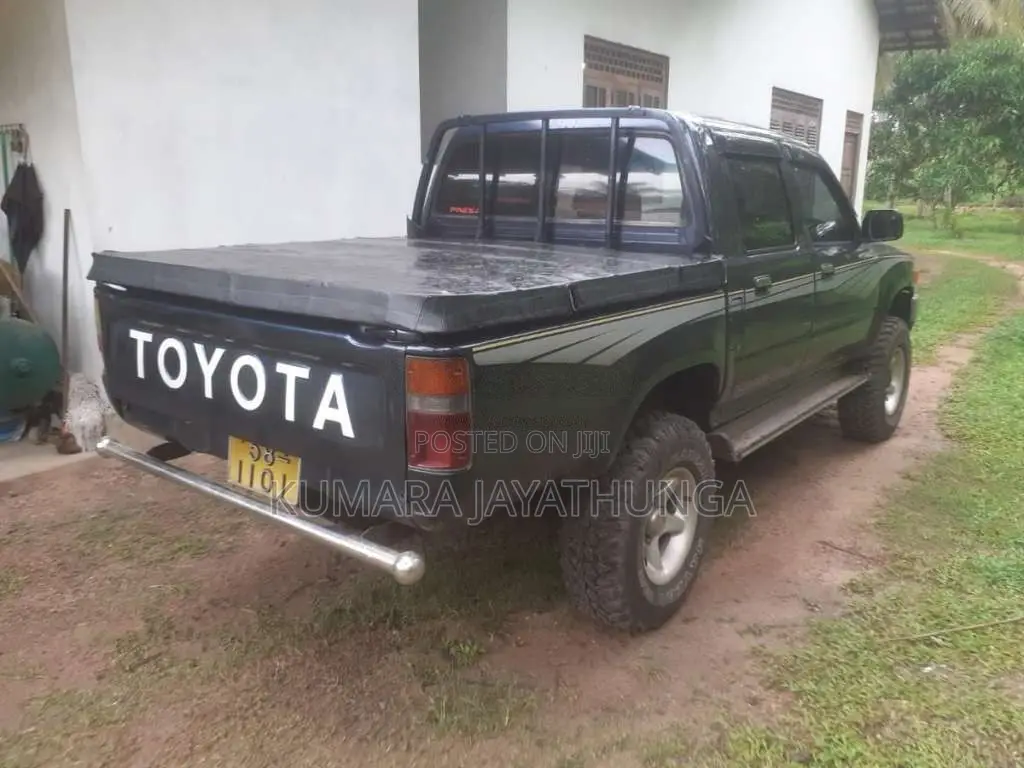 Toyota Hilux 106 1996 Pickup (Used)