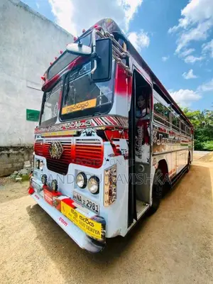 Ashok-Leyland Viking 2007 Bus (Used)