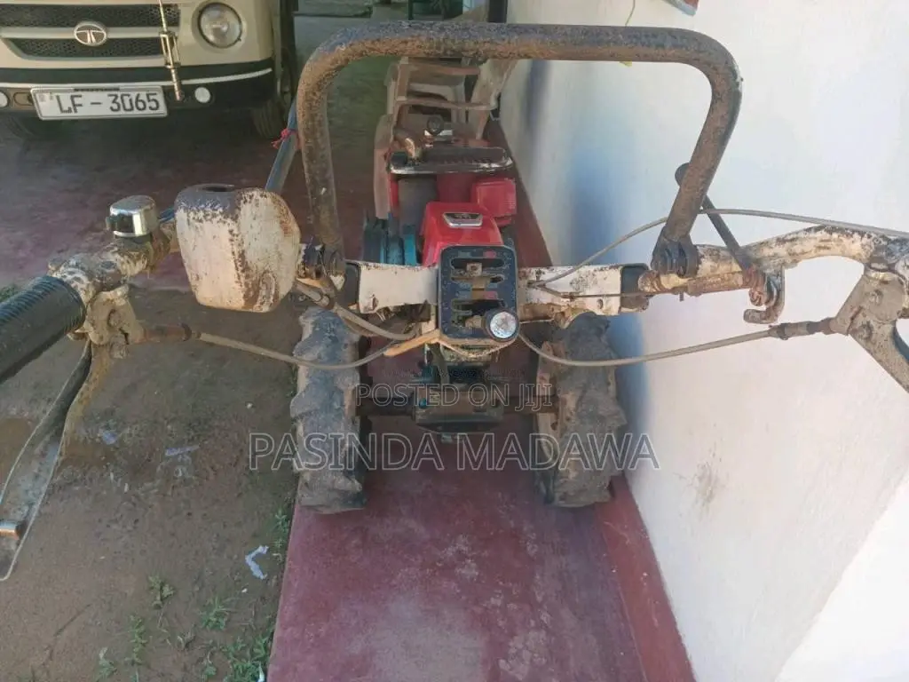 Kubota K75 1996 Tractor (Used)