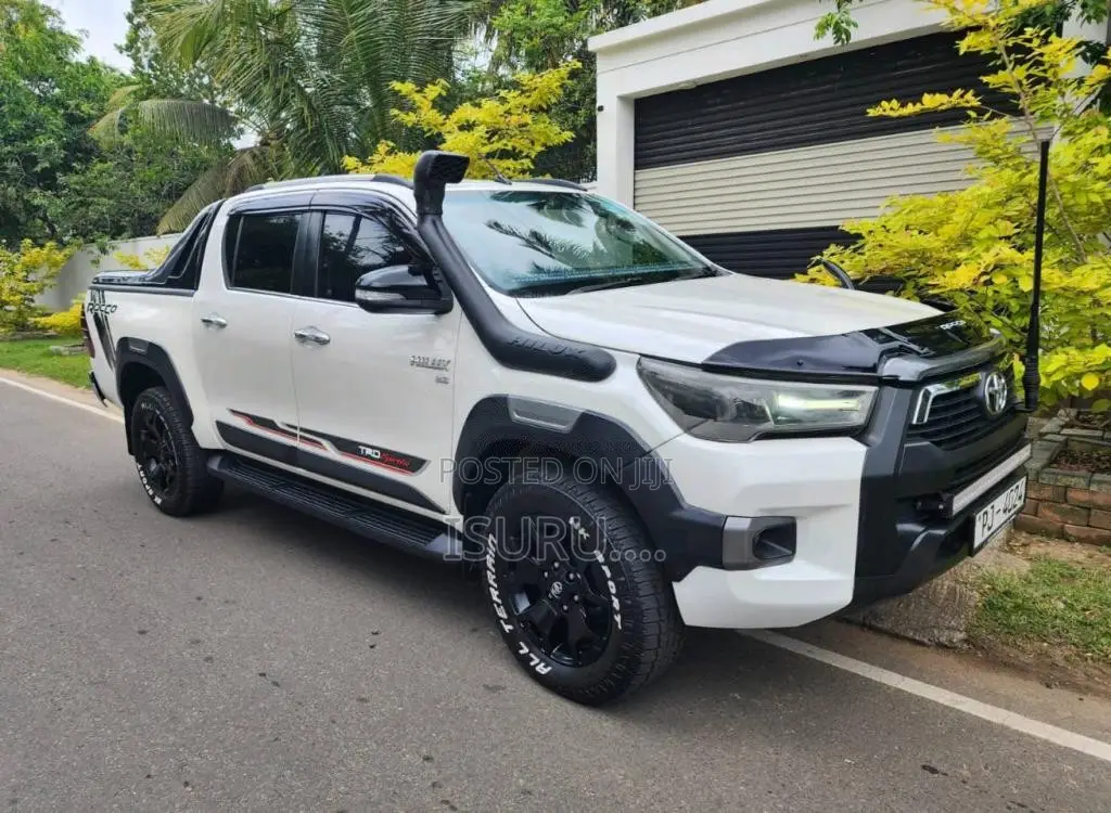 Toyota Hilux 2018 Pickup (Used)