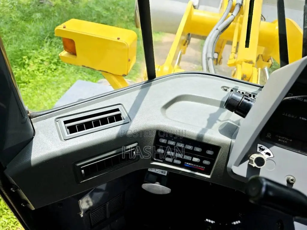 Komatsu WA 100 2010 Heavy-Duty Unregistered (Recondition)