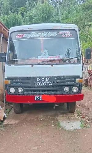 Toyota Dyna 1991 Bus (Used)