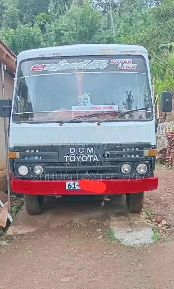 Toyota Dyna 1991 Bus (Used)
