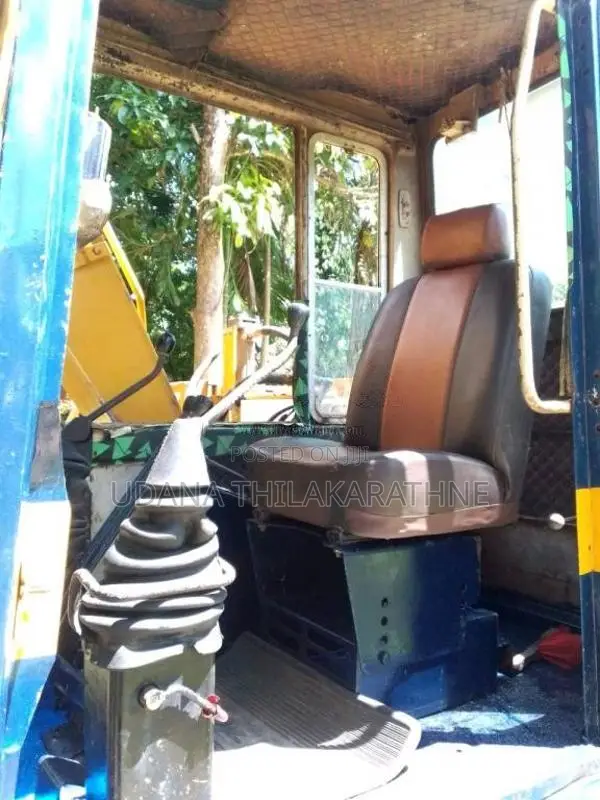 Komatsu Pc 60-5 2014 Heavy-Duty (Used)