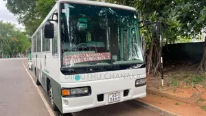 Isuzu Journey K 1990 Bus (Used)