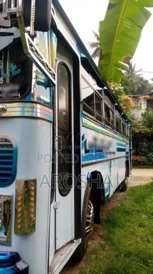 Ashok-Leyland Hino Power 2008 Bus (Used)
