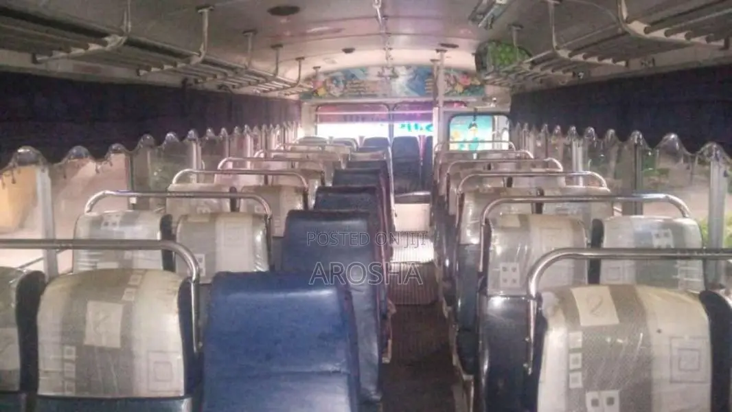 Ashok-Leyland Hino Power 2008 Bus (Used)