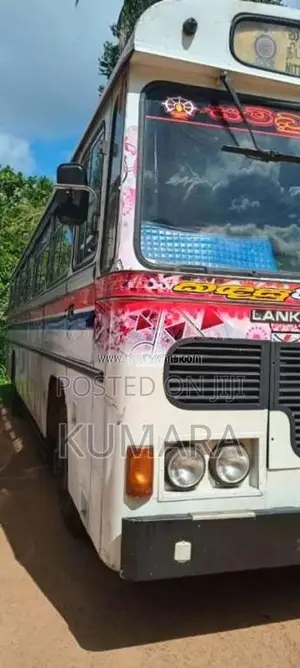 Ashok-Leyland Viking 2007 Bus (Used)