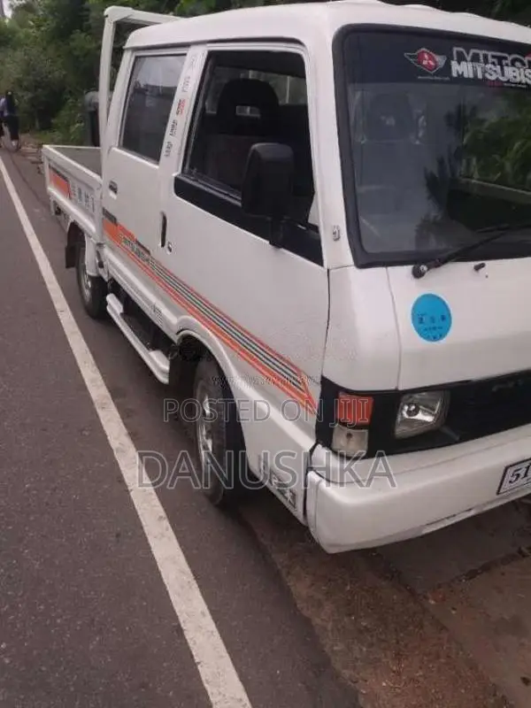 Mitsubishi L300 1986 Crew Cab (Used)