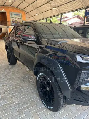 Toyota Hilux Travo Overland 2026 Pickup Unregistered (Recondition)