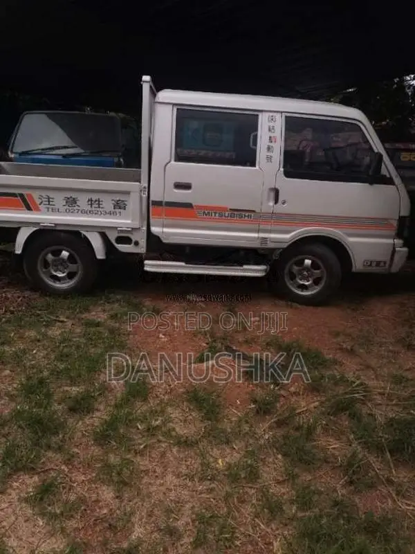 Mitsubishi L300 1986 Crew Cab (Used)