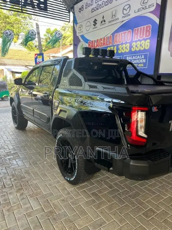 Toyota Hilux Travo Overland 2026 Pickup Unregistered (Recondition)