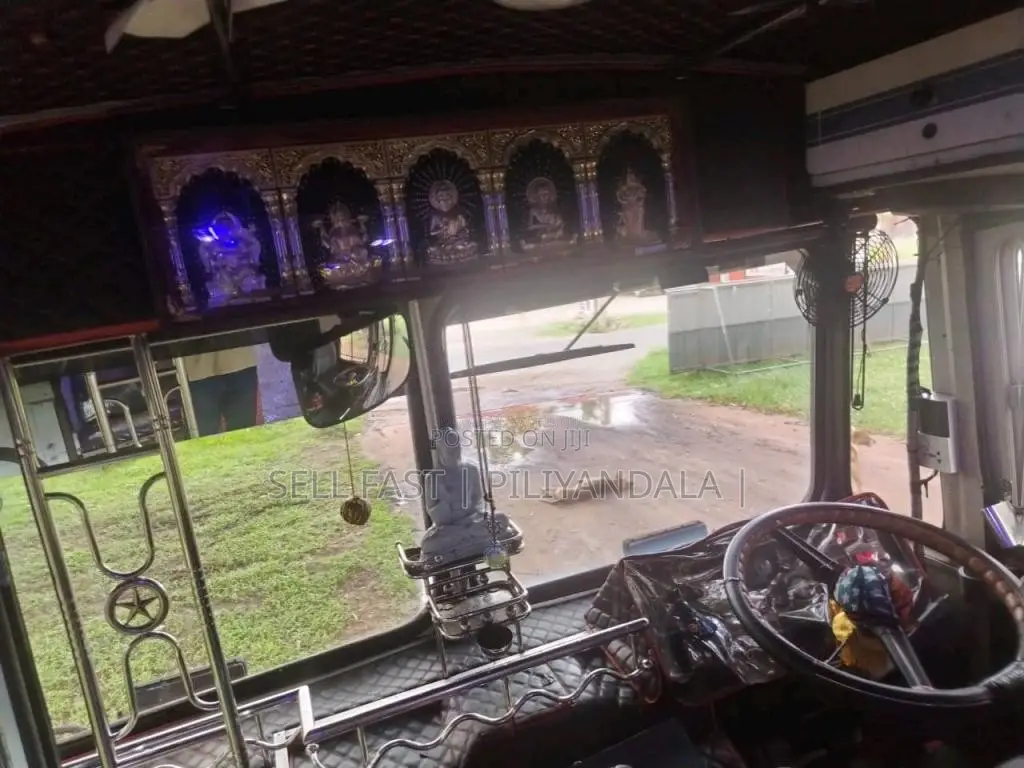 Ashok-Leyland Ruby 2015 Bus (Used)