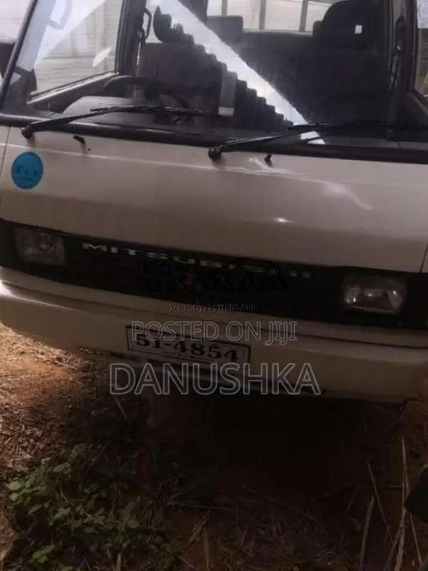 Mitsubishi L300 1986 Crew Cab (Used)