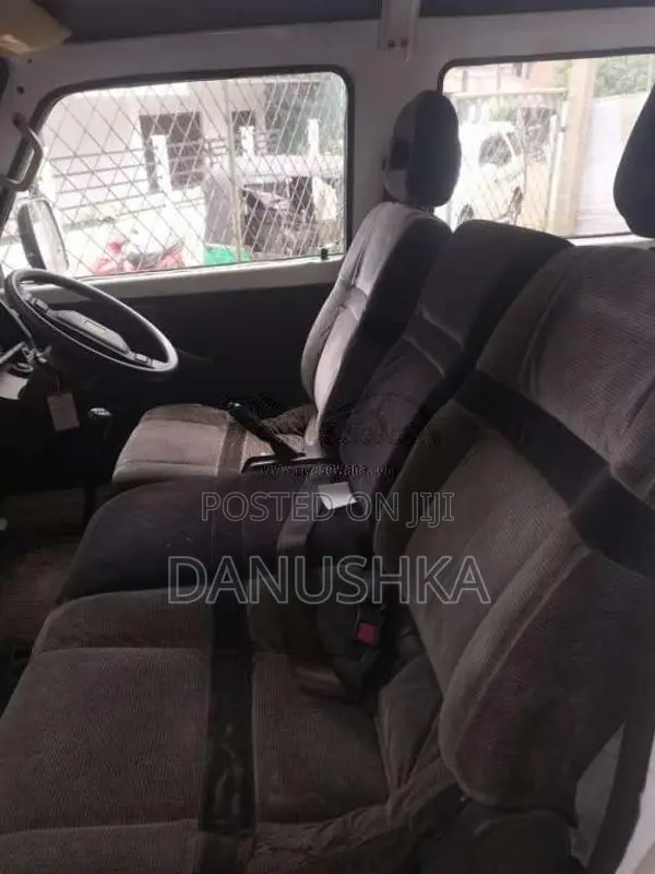 Mitsubishi L300 1986 Crew Cab (Used)