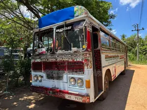 Ashok-Leyland Viking 2003 Bus (Used)