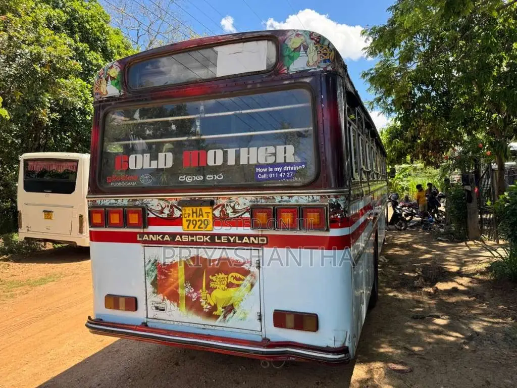 Ashok-Leyland Viking 2003 Bus (Used)