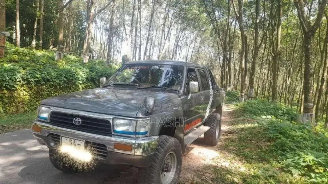 Toyota HILUX LN65 1994 Pickup (Used)