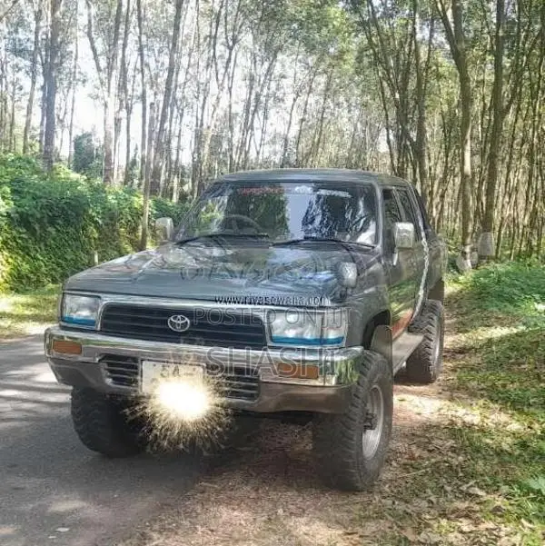 Toyota HILUX LN65 1994 Pickup (Used)