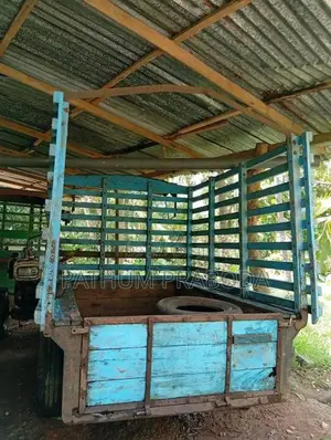 Kubota Kubota 2002 Tractor (Used)