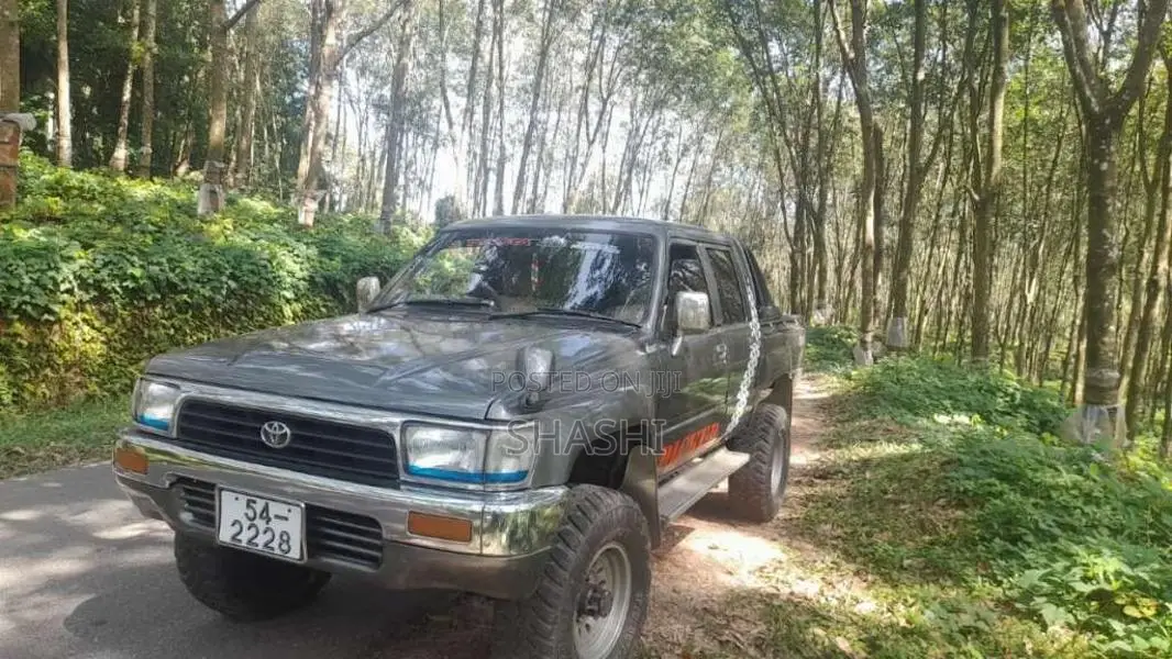 Toyota HILUX LN65 1994 Pickup (Used)