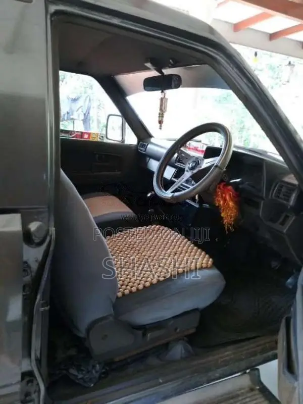 Toyota HILUX LN65 1994 Pickup (Used)
