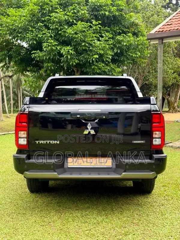 Mitsubishi Triton GSR Australian Spec 2025 Pickup (Used)