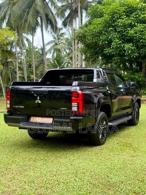 Mitsubishi Triton GSR Australian Spec 2025 Pickup (Used)