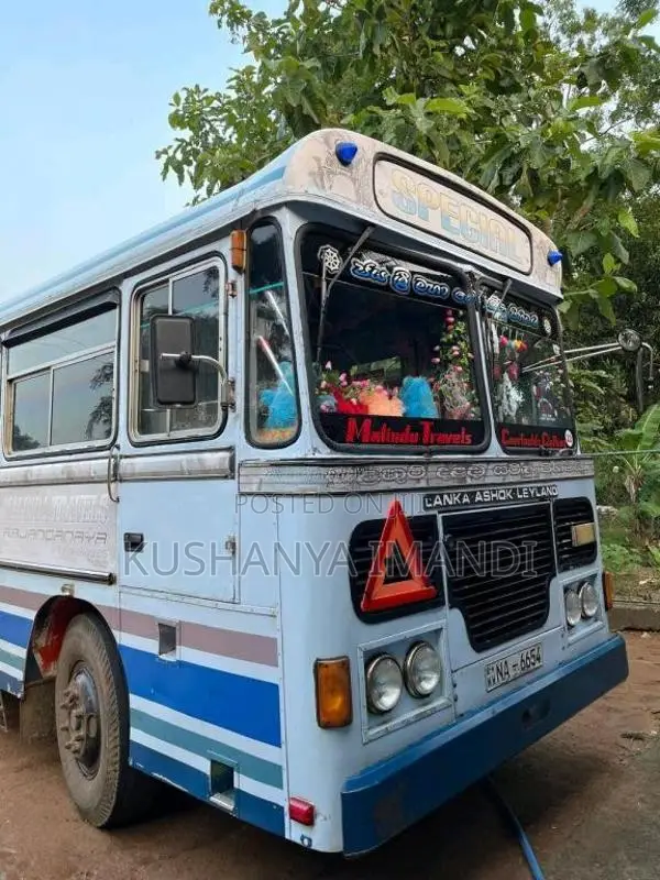 Ashok-Leyland  2008 Bus (Used)