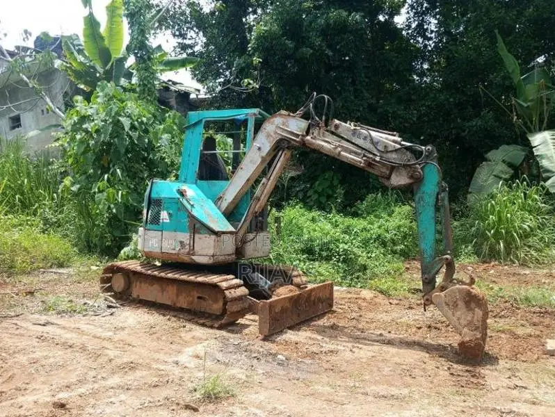 Komatsu PC 30 2018 Heavy-Duty (Used)