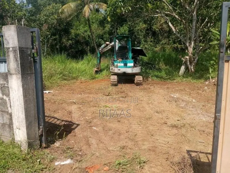 Komatsu PC 30 2018 Heavy-Duty (Used)