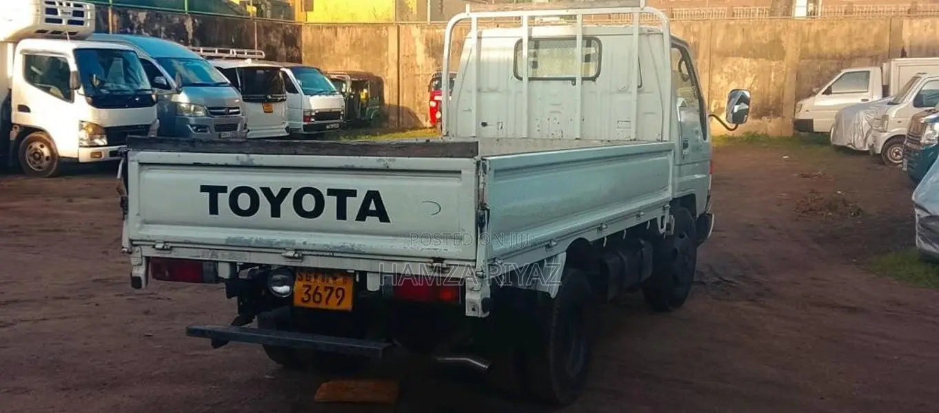 Toyota Dyna 1997 Heavy-Duty (Used)