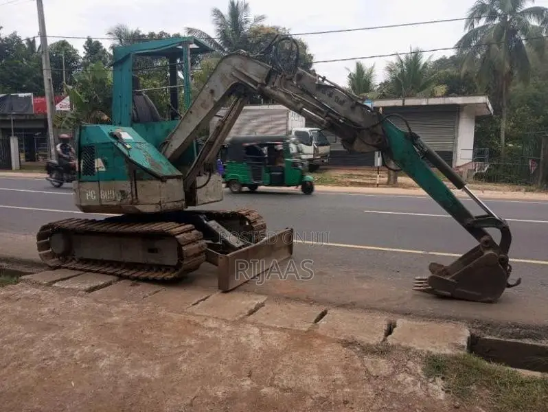 Komatsu PC 30 2018 Heavy-Duty (Used)