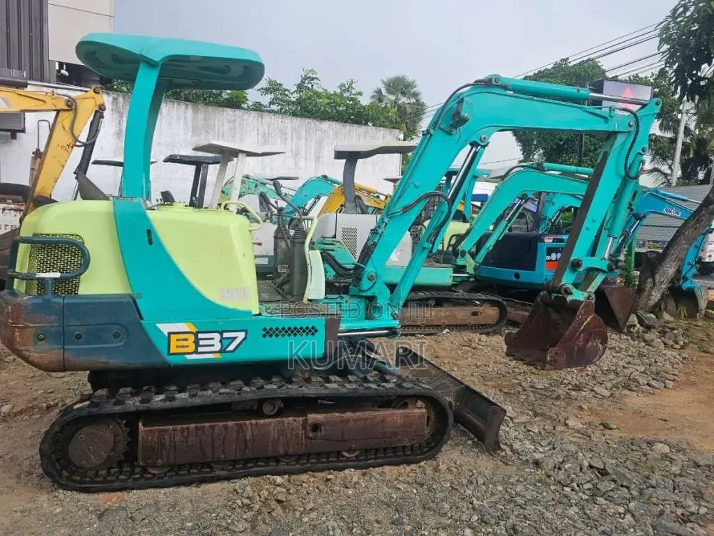 Yanmar B37-2 2016 Heavy-Duty (Used)
