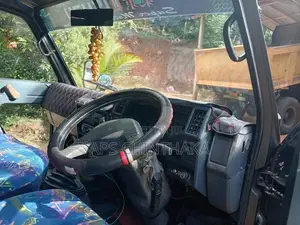 Isuzu ELF 1983 Crew Cab (Used)