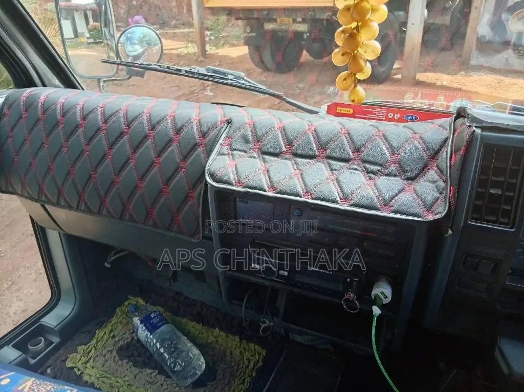 Isuzu ELF 1983 Crew Cab (Used)