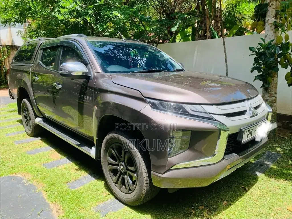 Mitsubishi L200 2020 Pickup (Used)